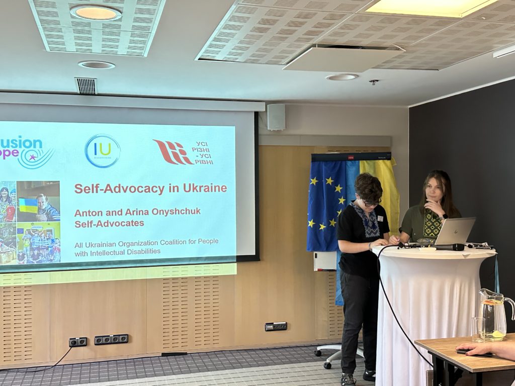 Anton Onyshchuk during his session on self-advocacy in Ukraine